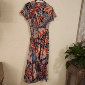 Used excellent condition MULTICOLOR WRAP DRESS SIZE S